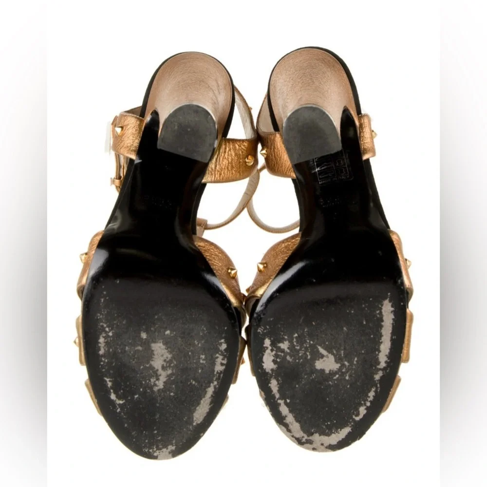 Vintage Gucci Leather T Strap Pumps - Picture 5 of 8